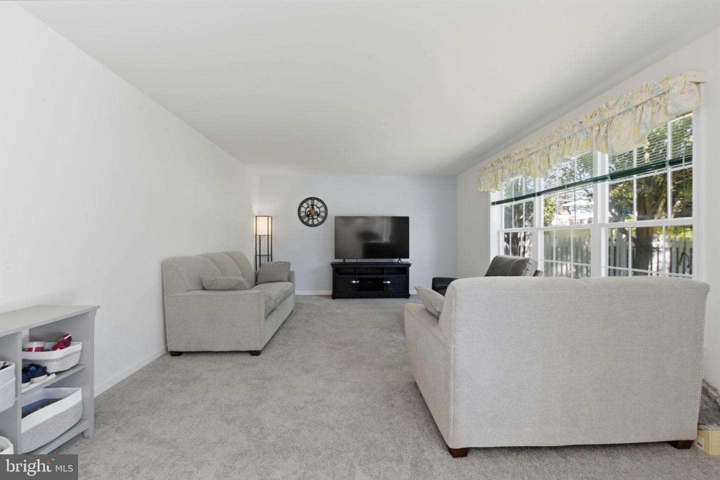 16 Liberty Avenue photo 12