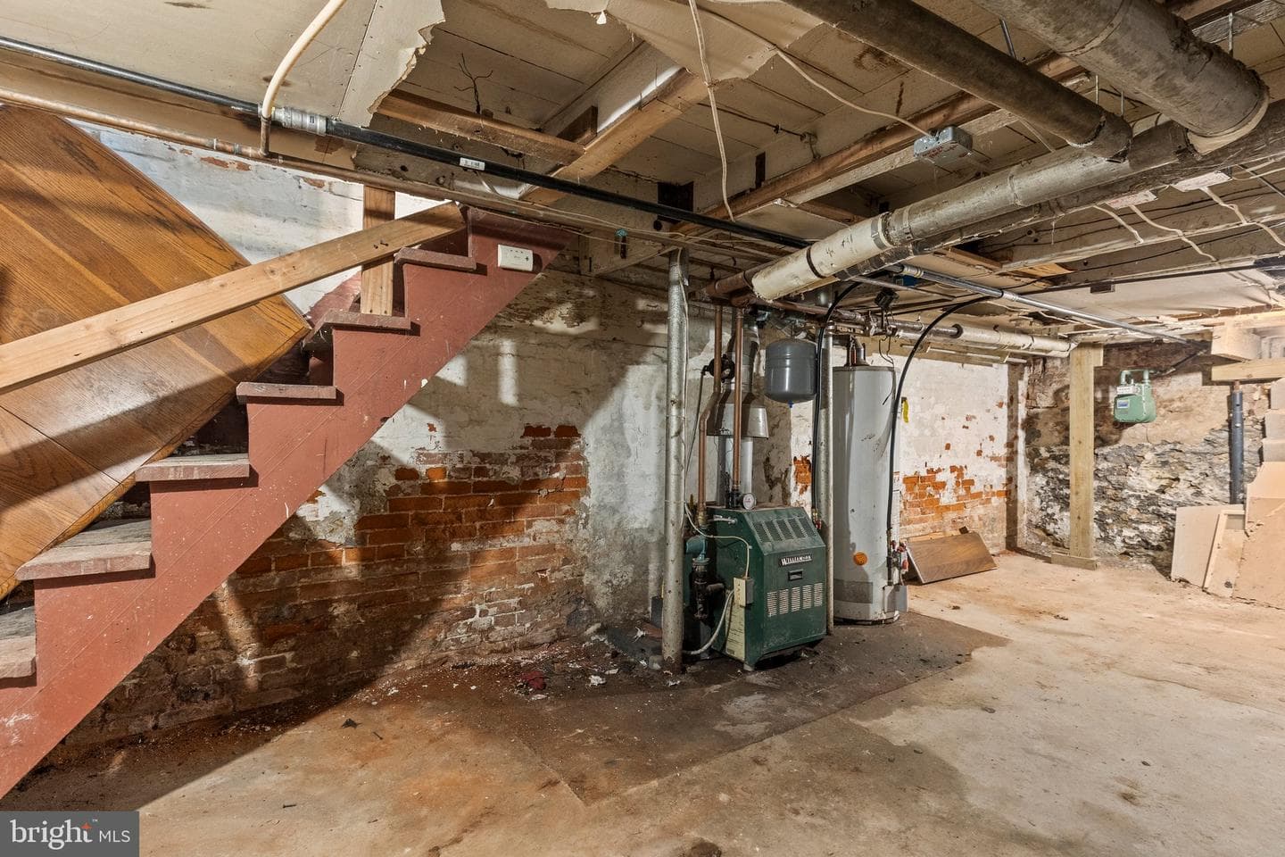 518 S Queen St photo 24