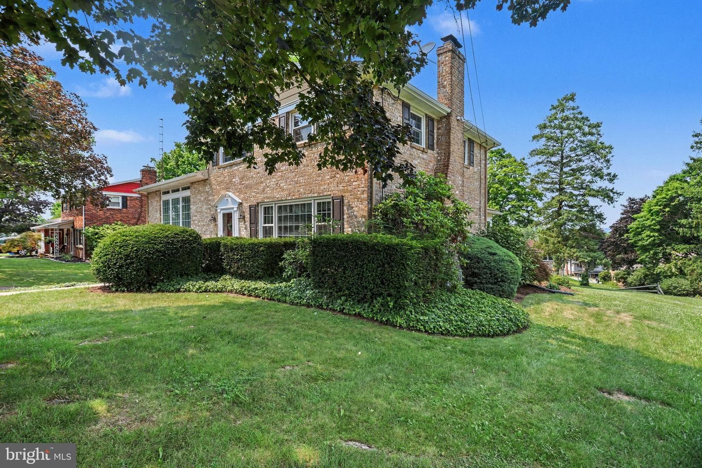 2665 Milford Lane photo 4