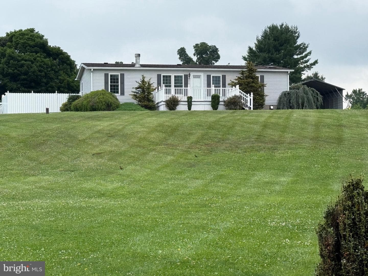472 Scotch Pine Road, Dillsburg