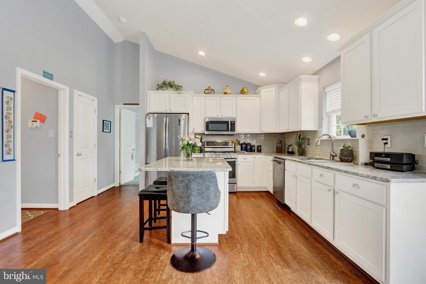 880 Ripple Drive photo 10