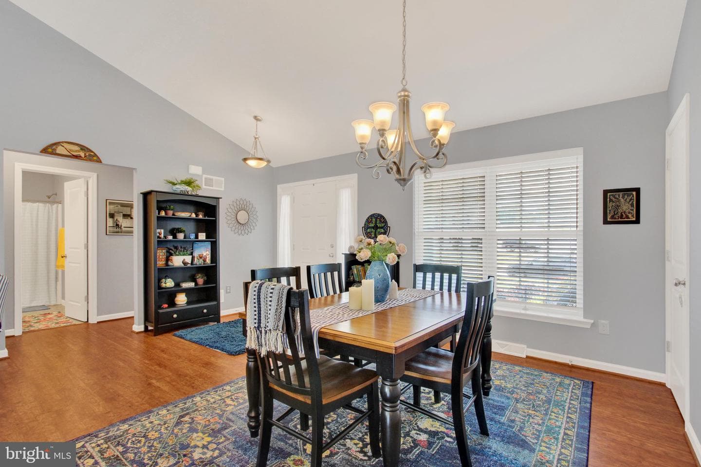 880 Ripple Drive photo 4