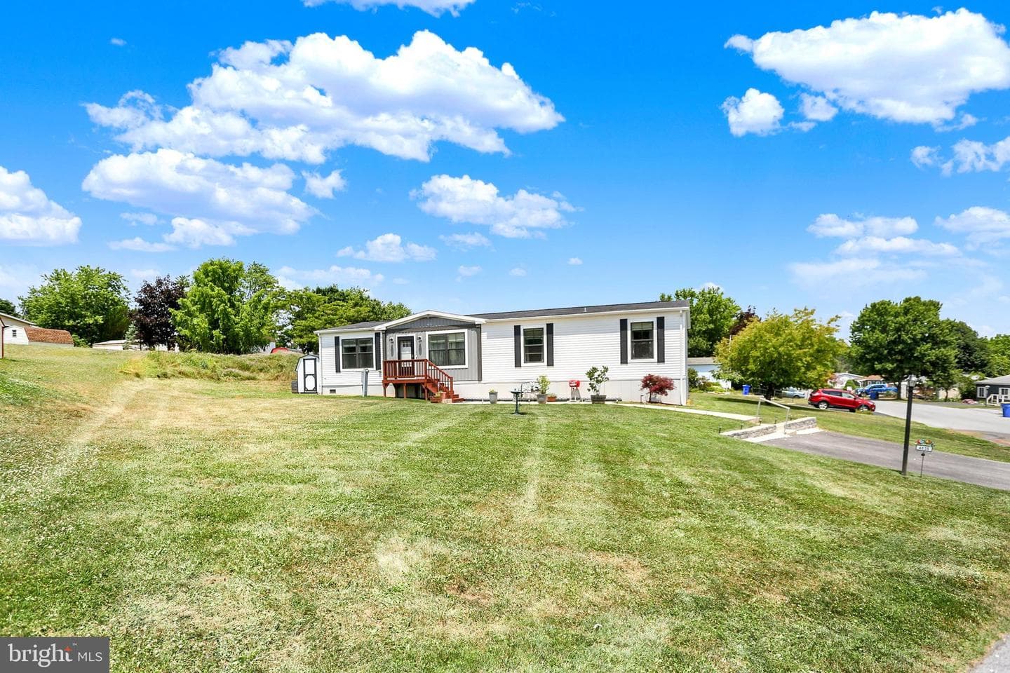 4635 Hikey Street, Dover