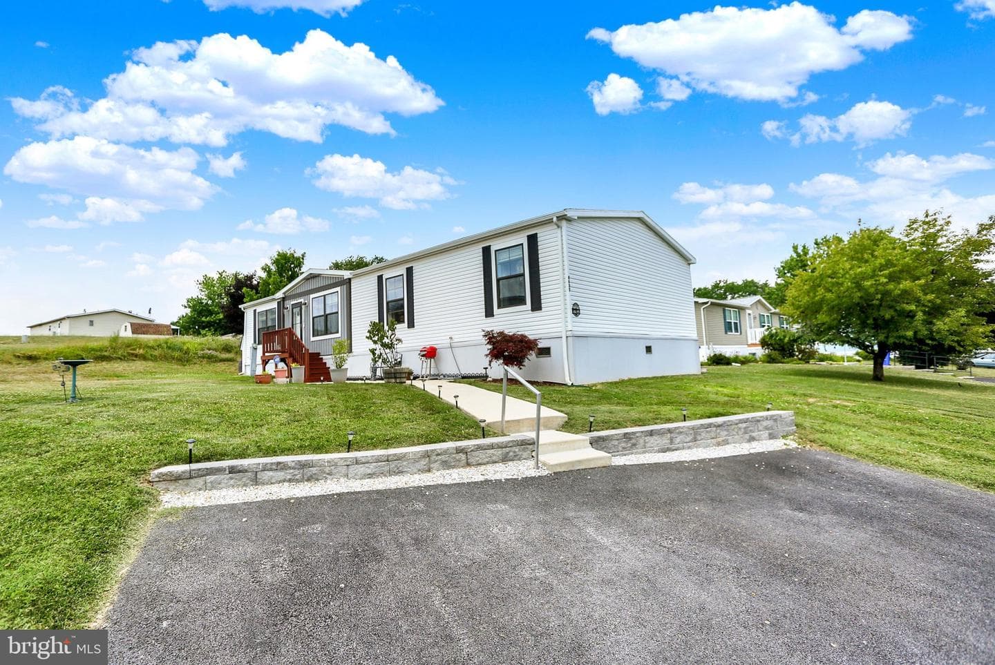 4635 Hikey Street photo 5