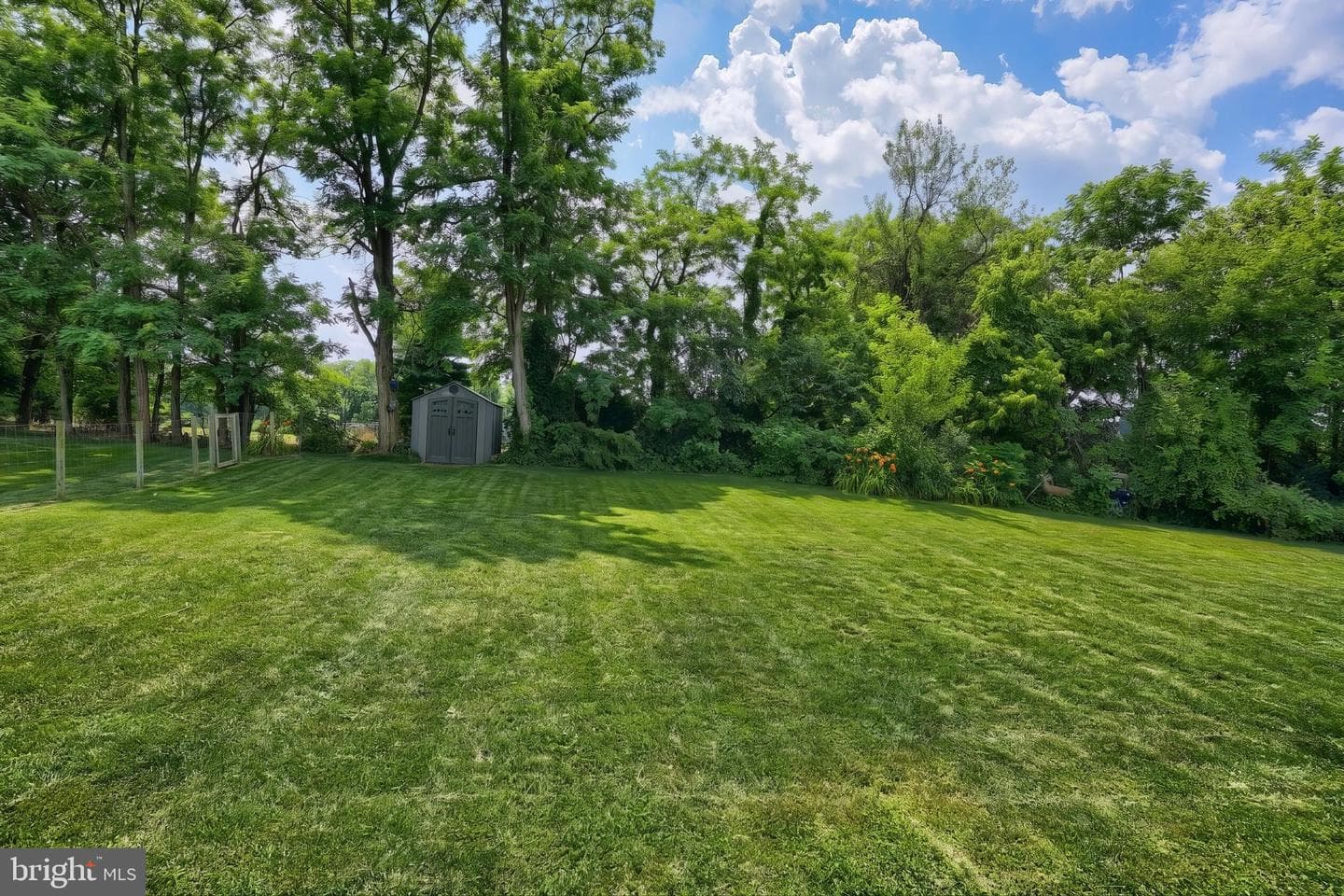 2832 Glen Hollow Drive photo 5