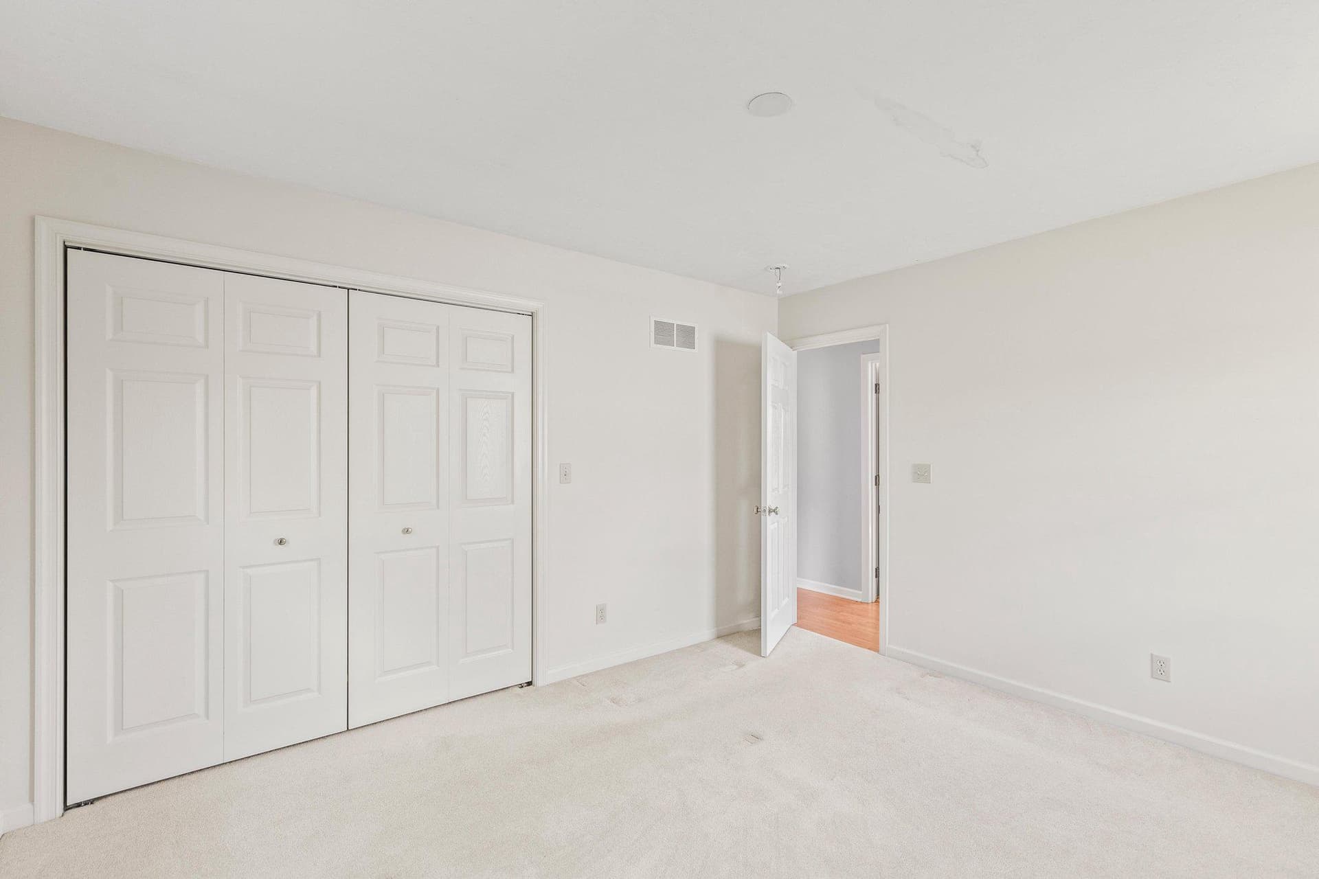 151 Overview Circle E photo 30