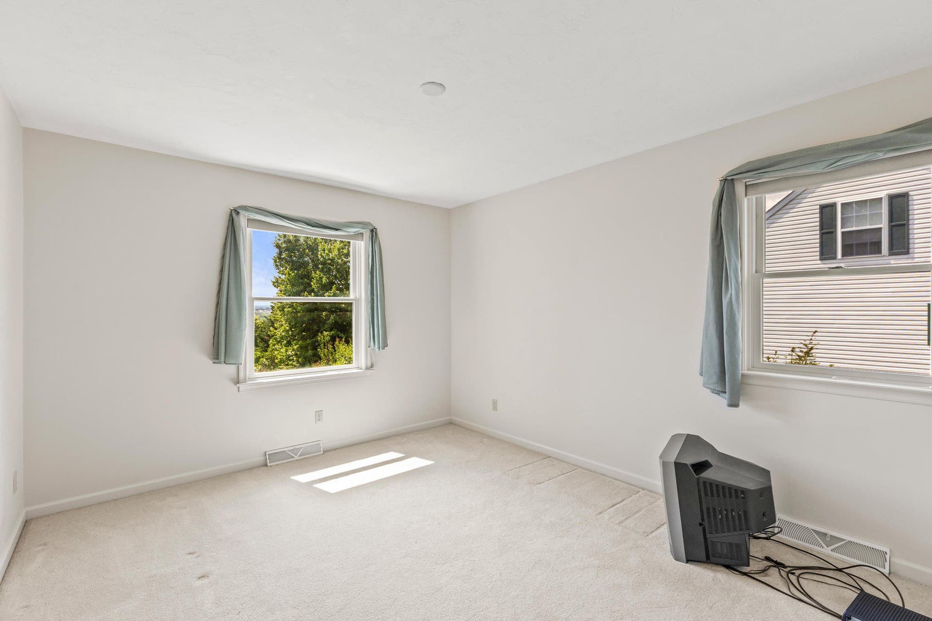 151 Overview Circle E photo 31
