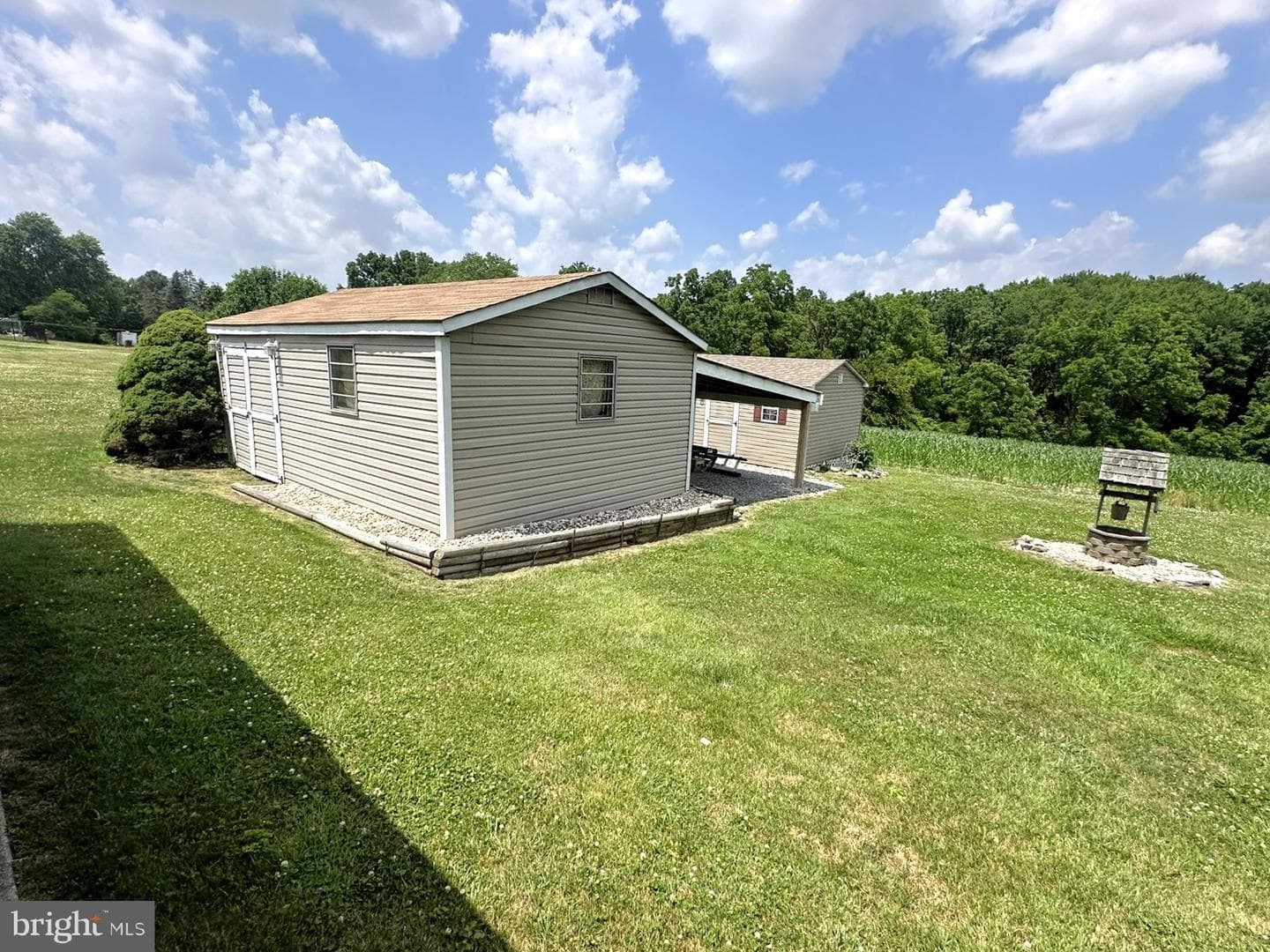 985 Fairview Drive photo 35