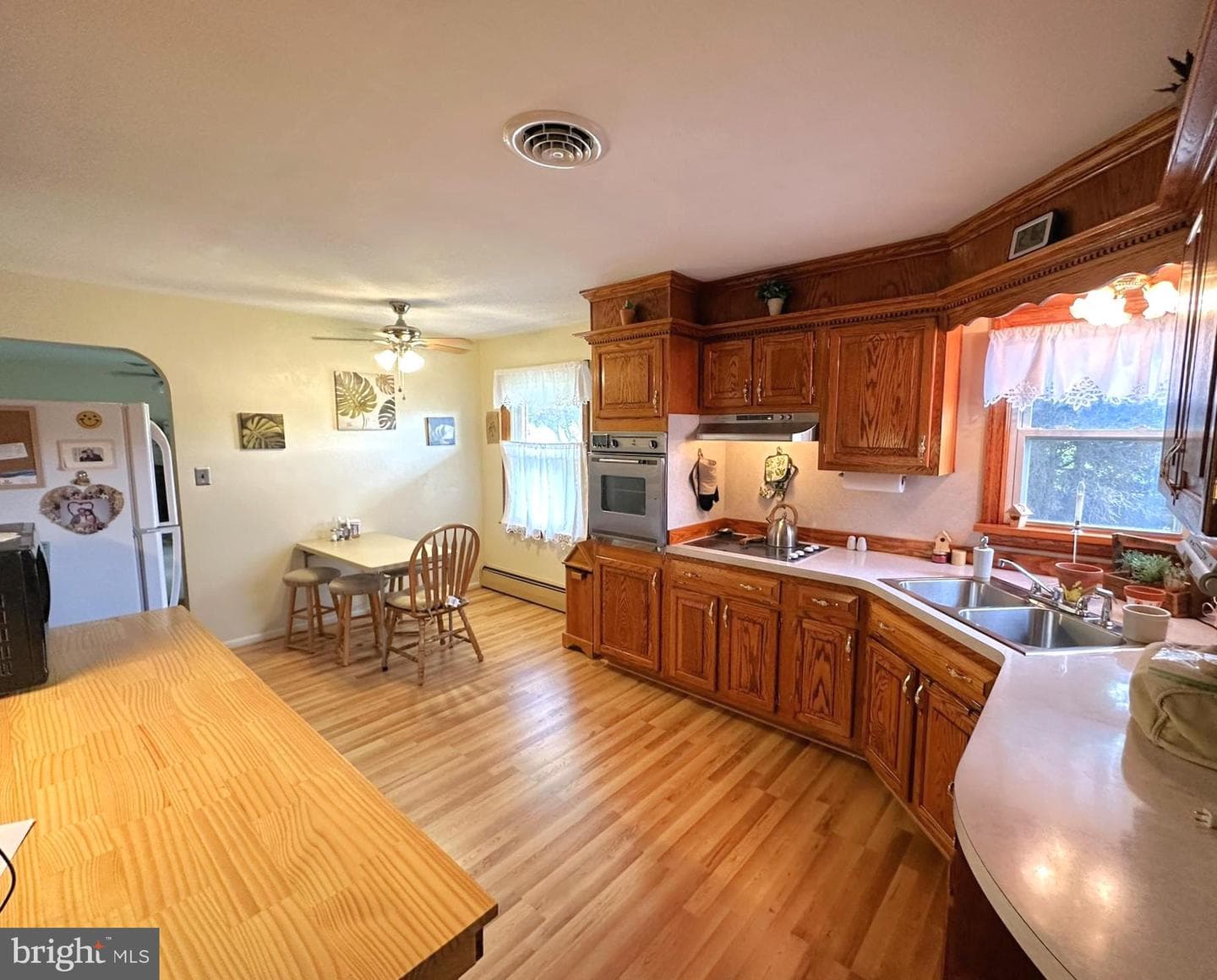 985 Fairview Drive photo 9