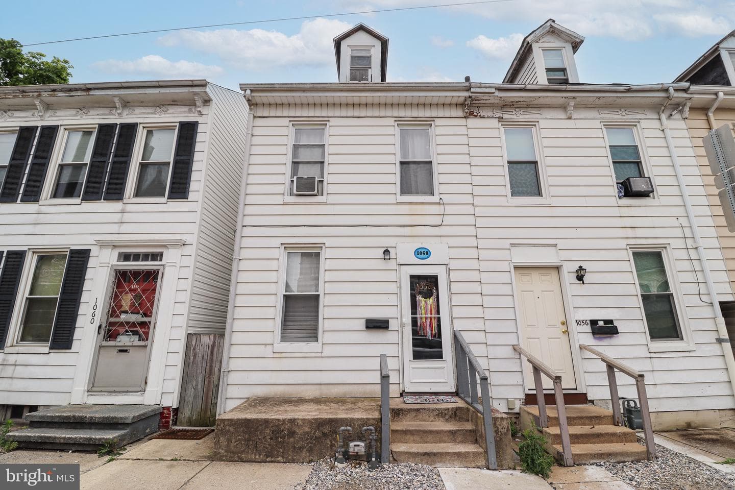 1058 E Market St, York