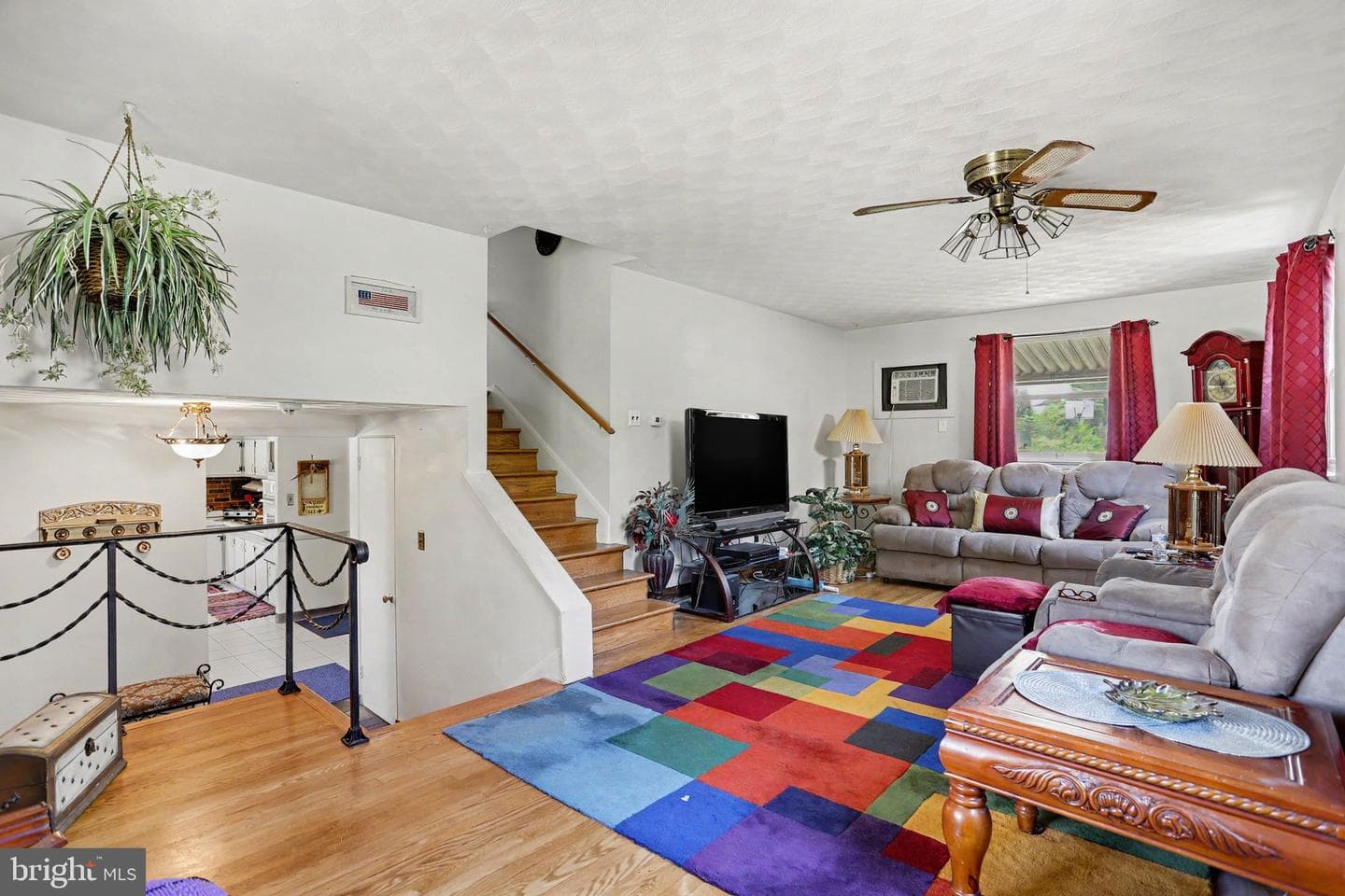 920 Northbriar Drive photo 3