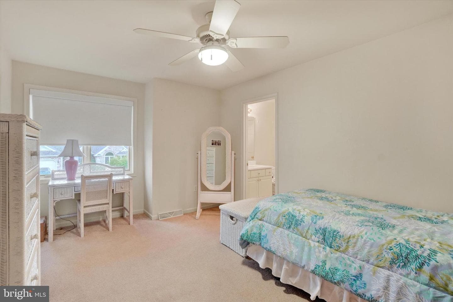 141 Fountain Drive photo 16