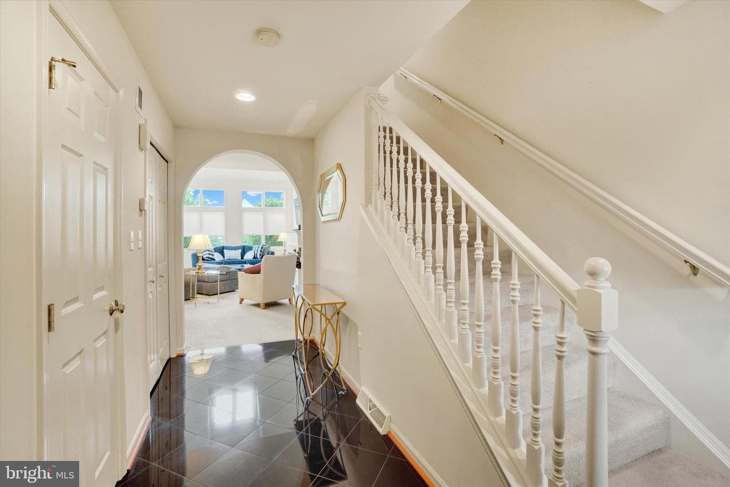 141 Fountain Drive photo 3