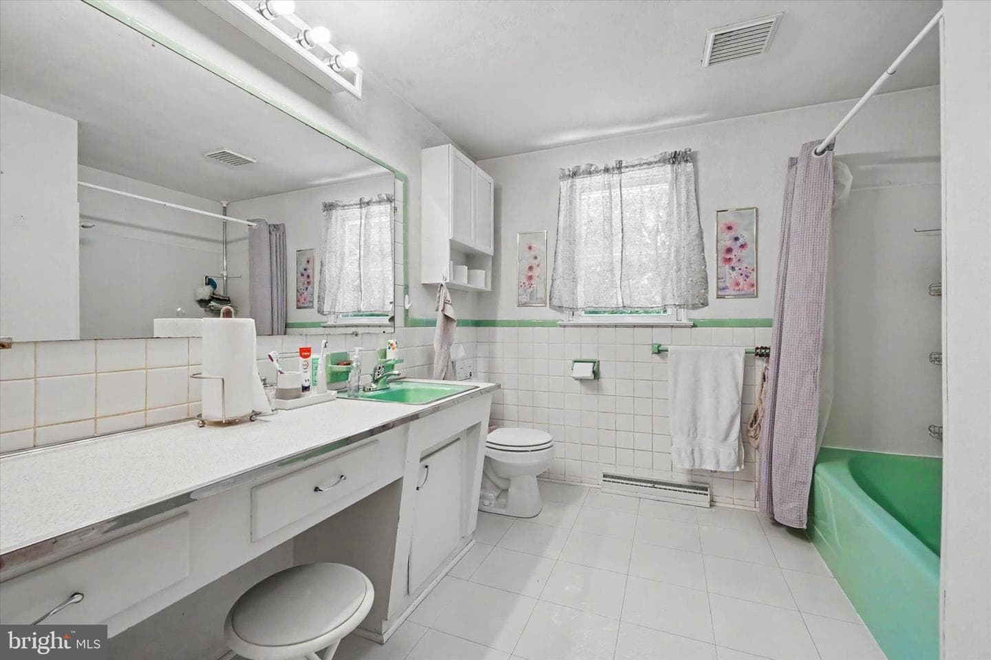 460 Skyview Drive photo 11