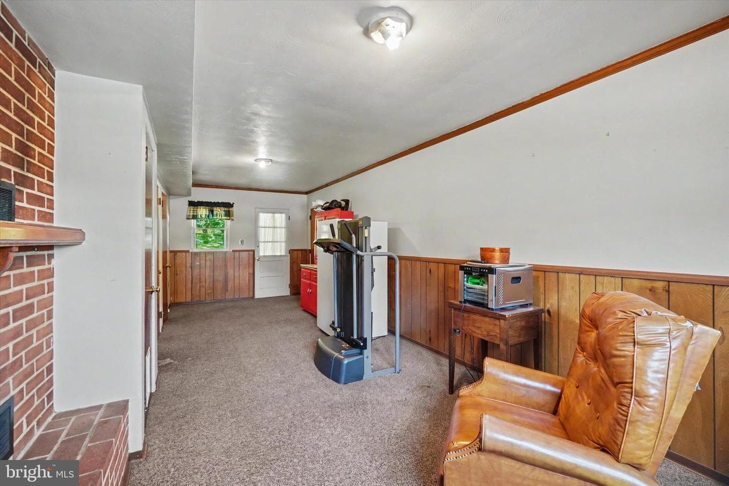 460 Skyview Drive photo 16