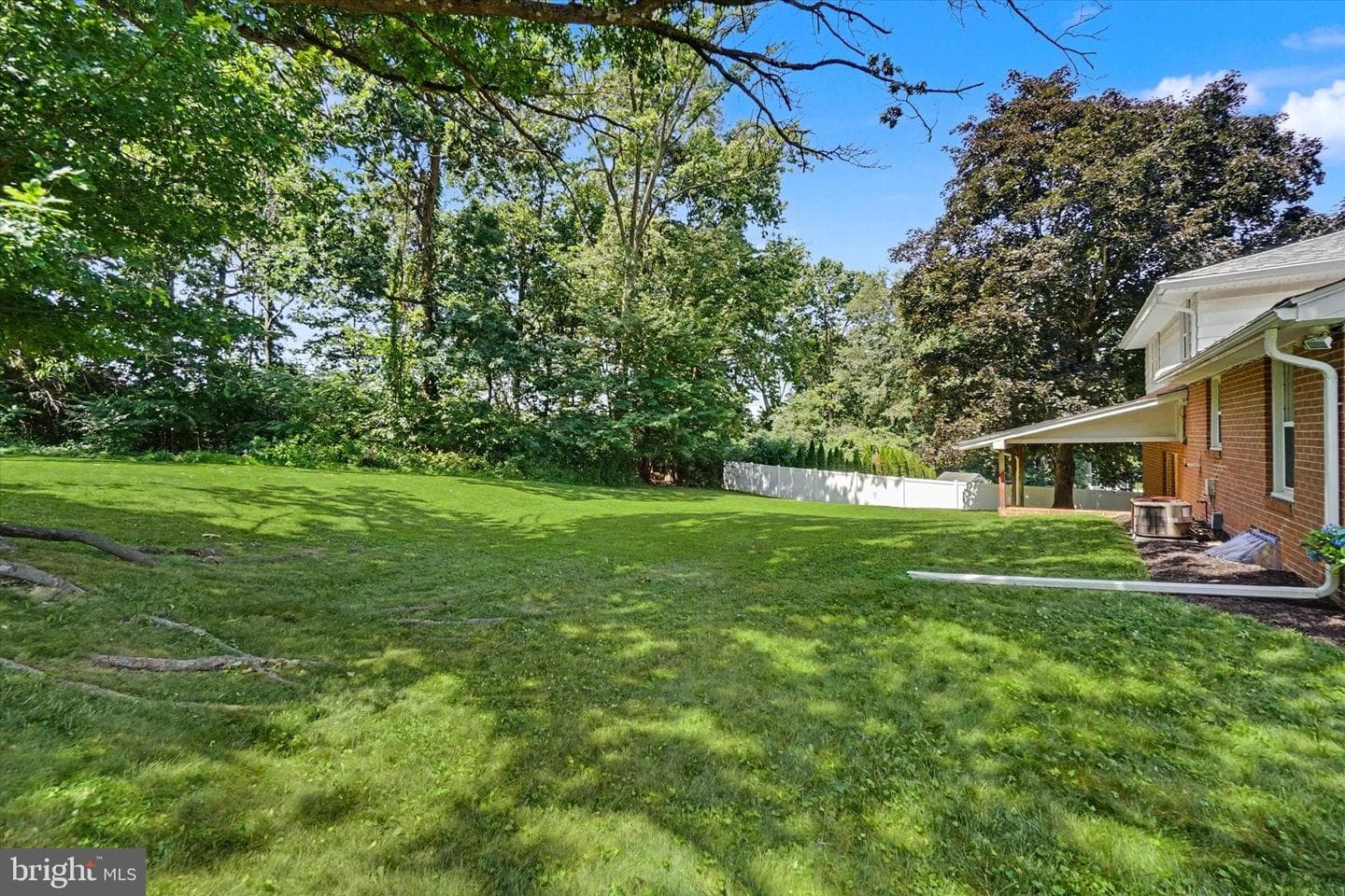 460 Skyview Drive photo 21