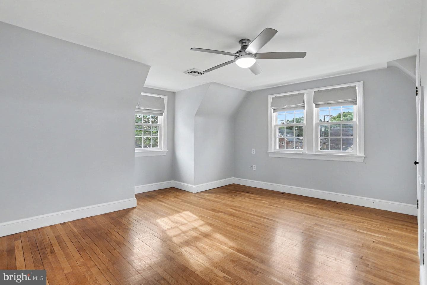 218 N Gotwalt Street photo 14