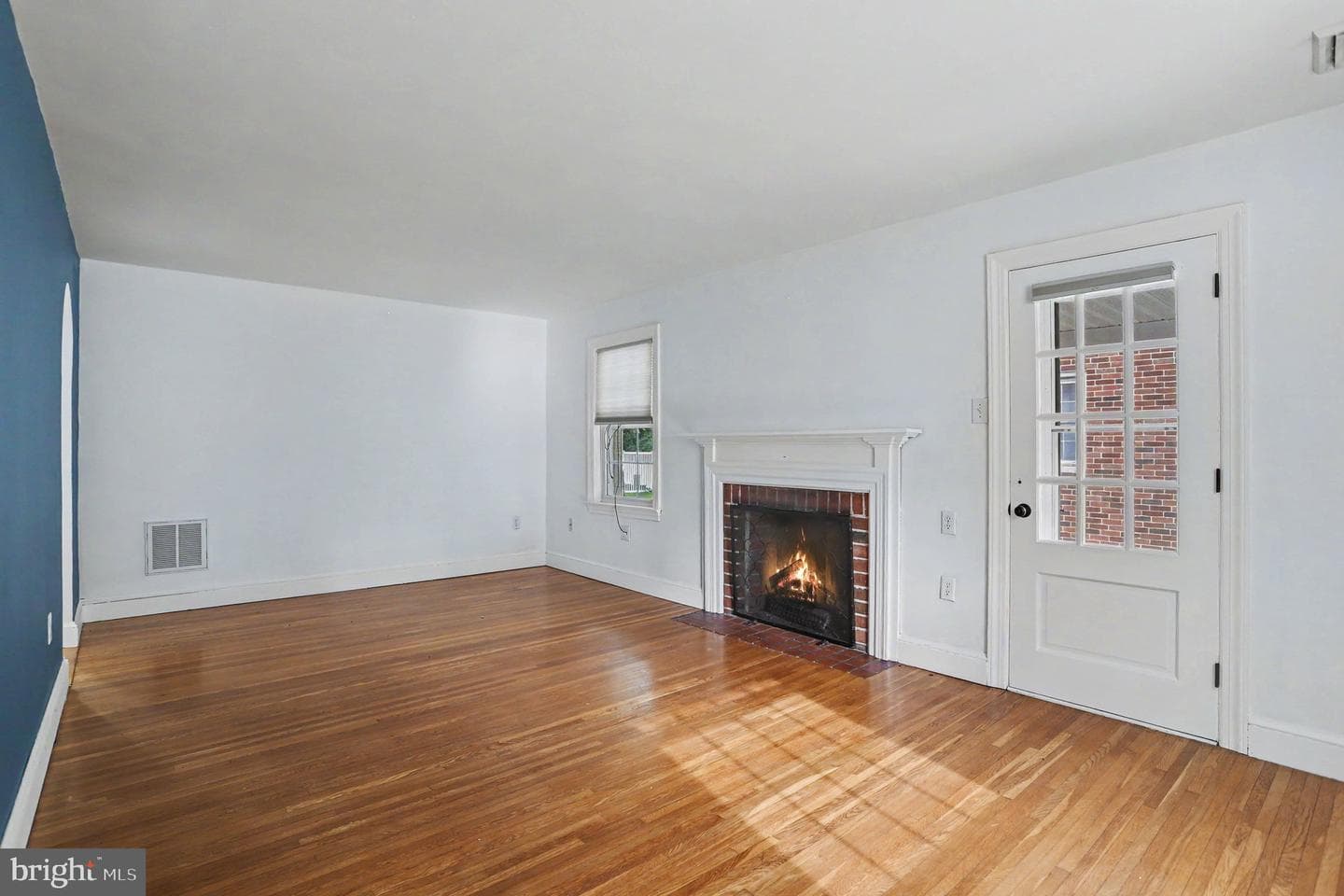 218 N Gotwalt Street photo 4