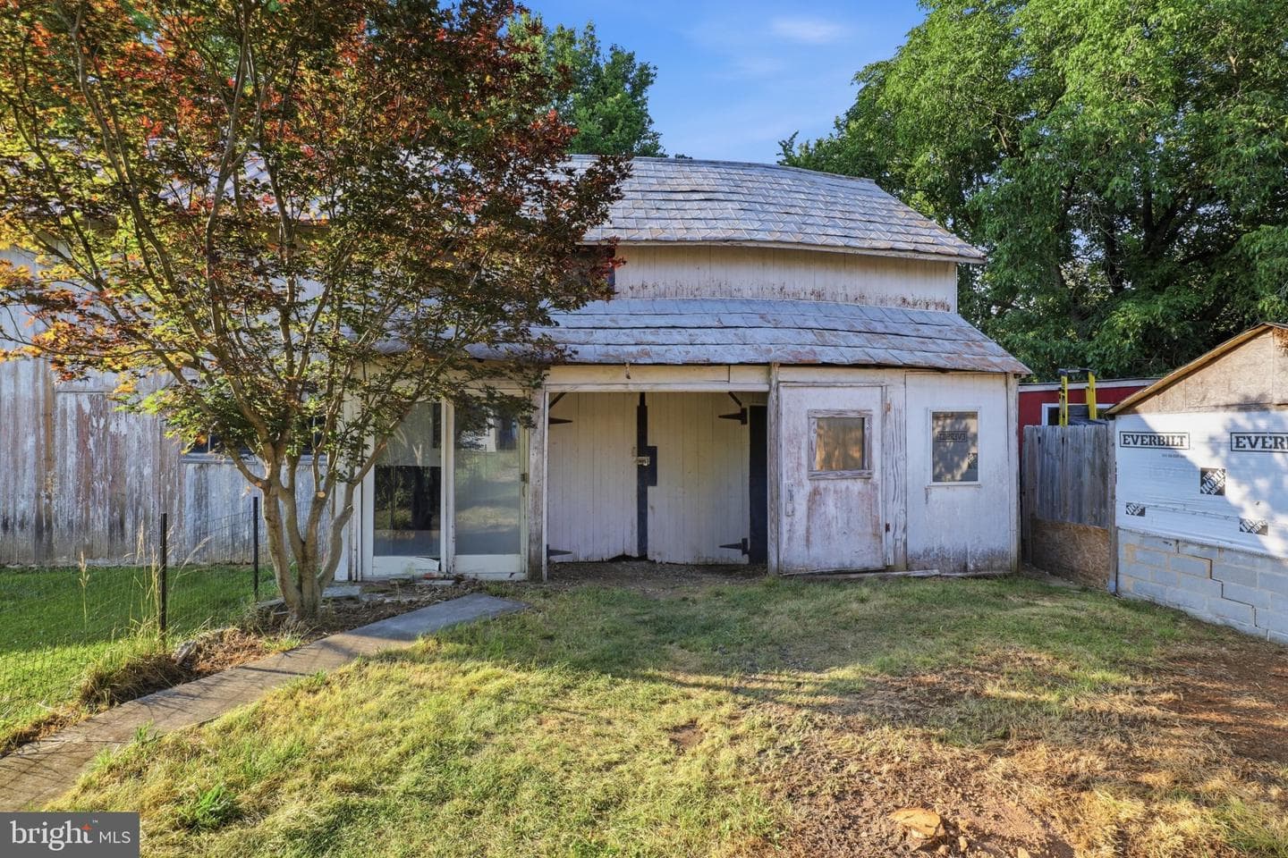 5247 Lincoln Highway W photo 28