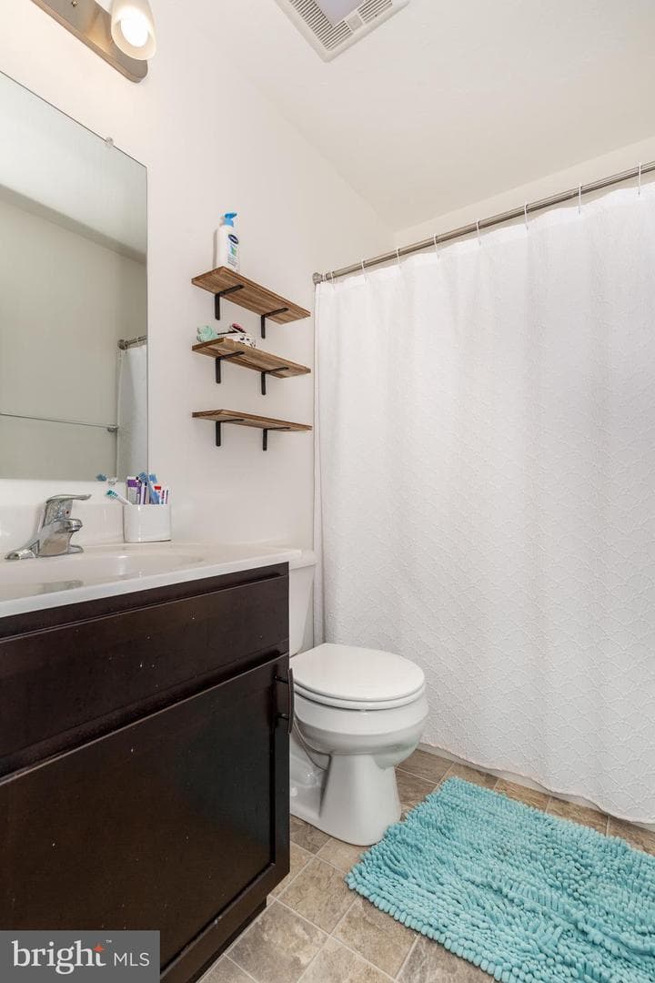 225 Holstein Drive photo 29