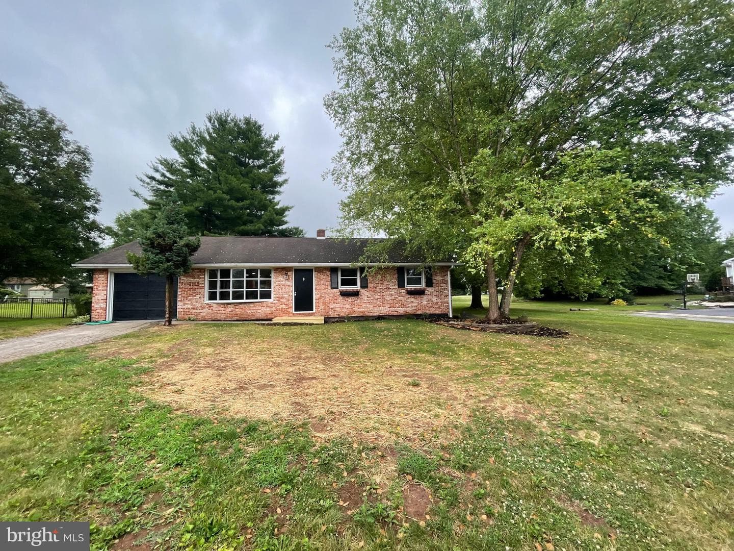 190 Mountain View Drive photo 3