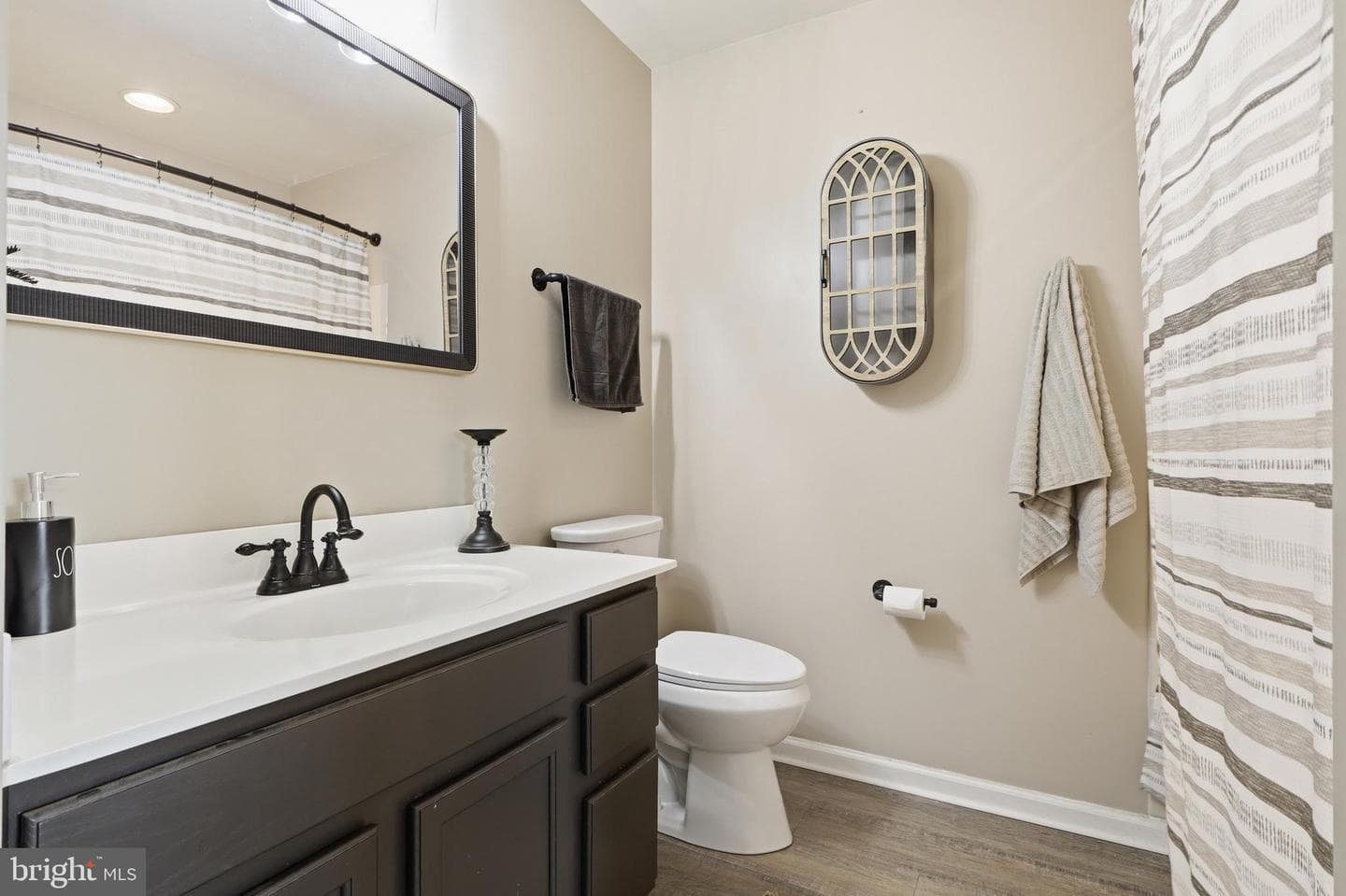 844 Blossom Drive photo 29