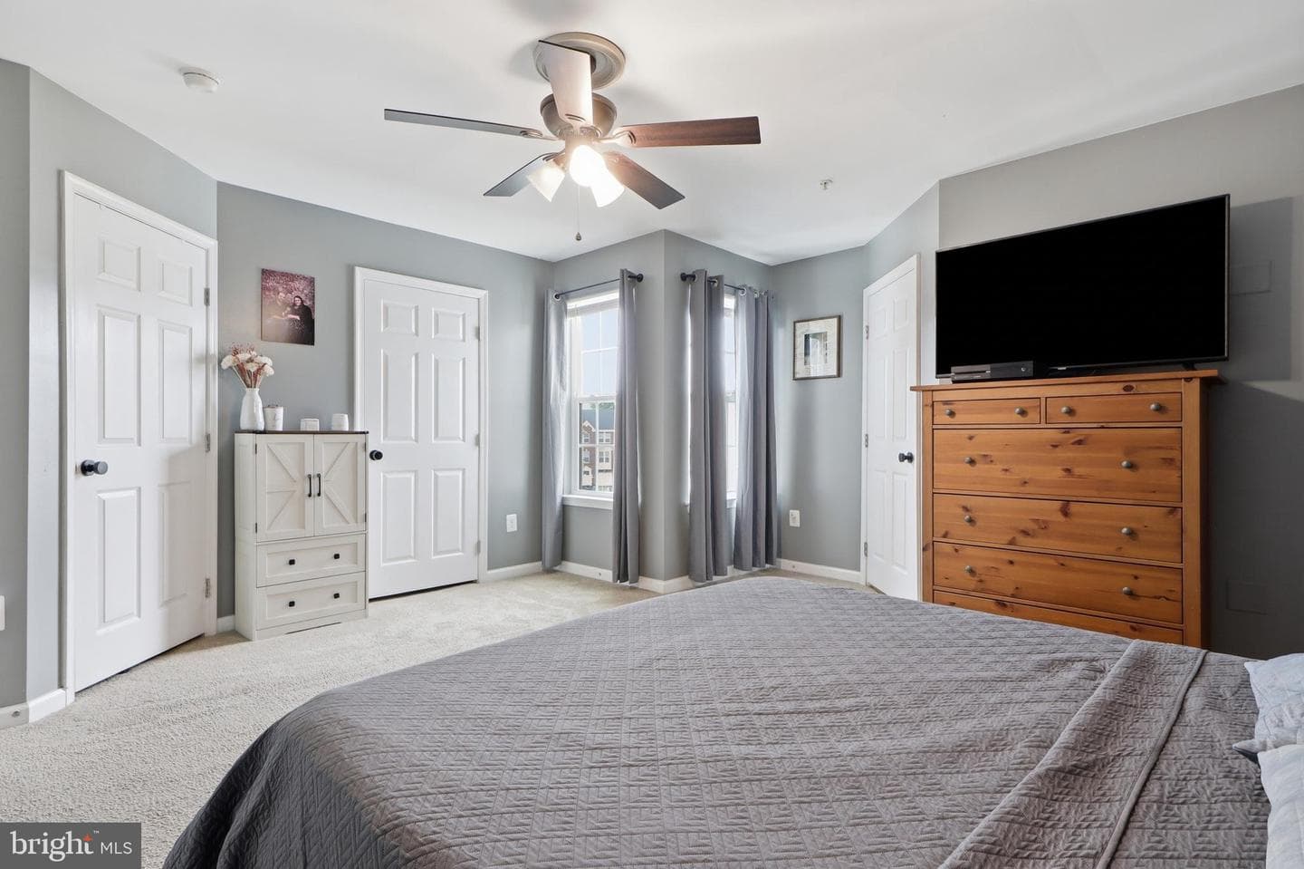 844 Blossom Drive photo 32