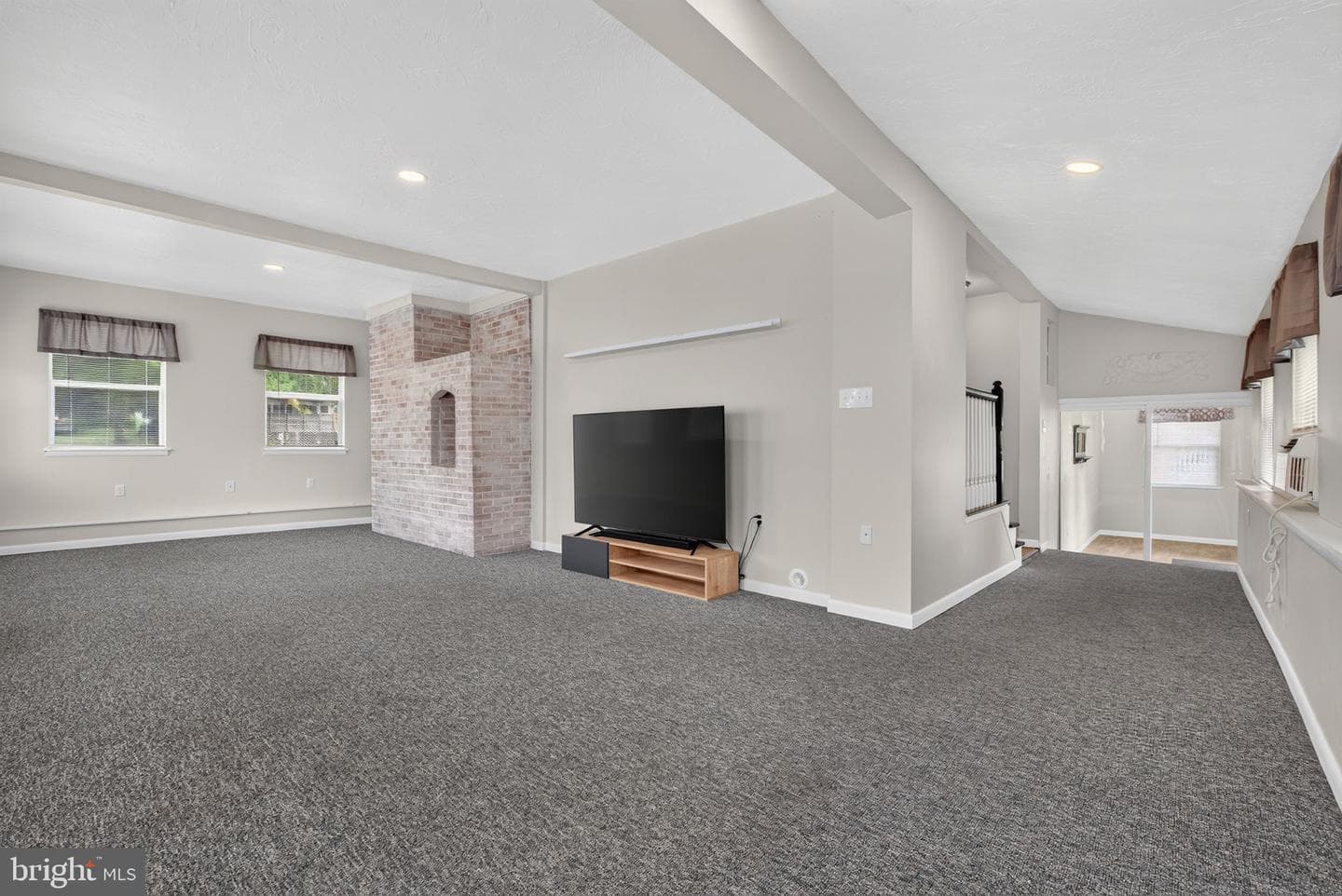 2725 Oakland Road photo 14