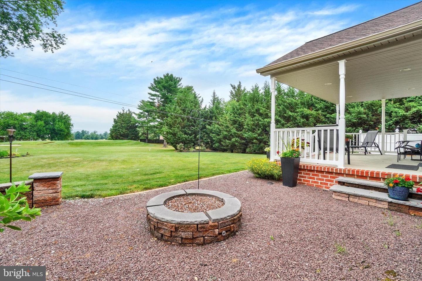 985 Detwiler Drive photo 23