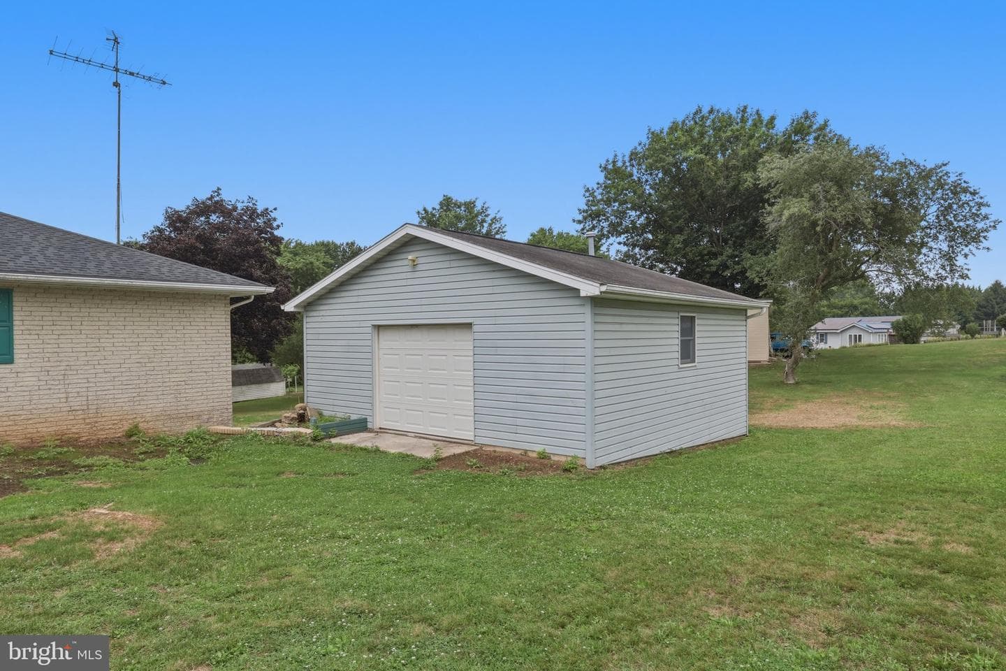 5893 Ambau Road photo 33