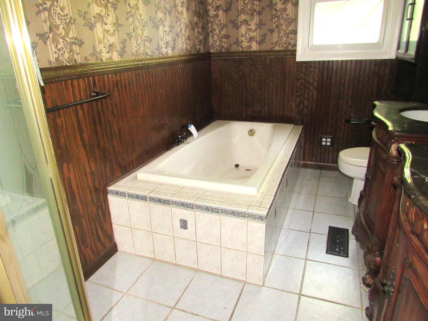 96 Kendale Road photo 10