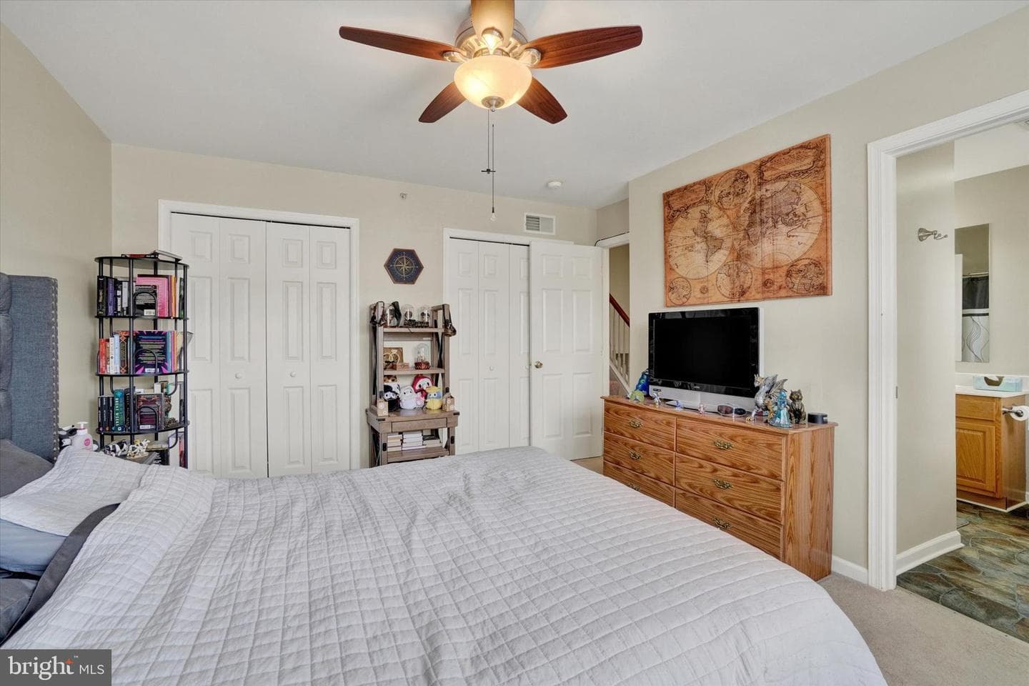 320 Fisher Drive photo 16