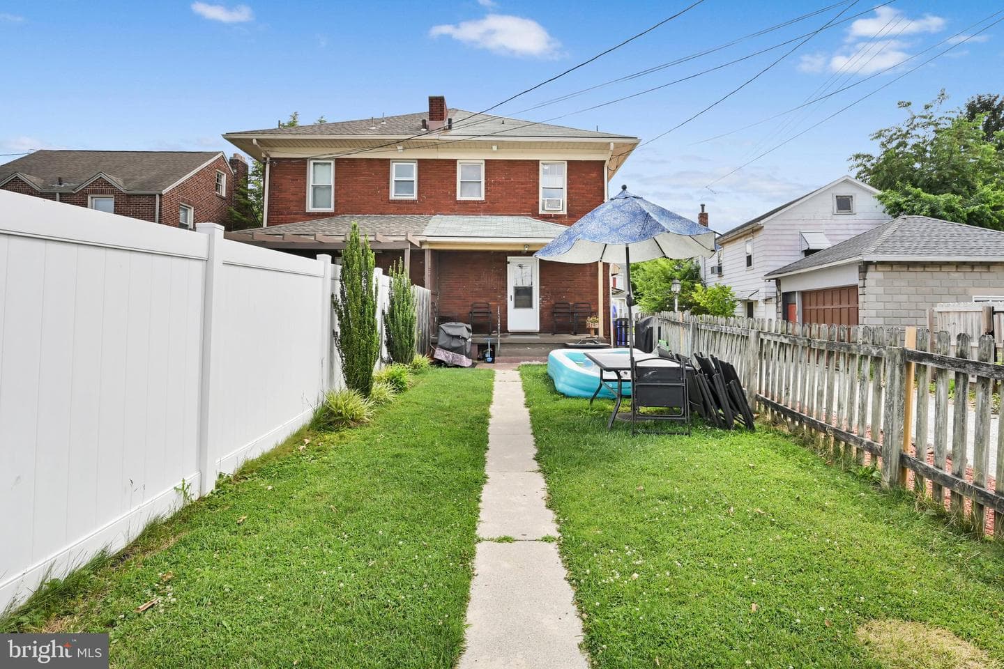 174 S Harrison Street photo 29