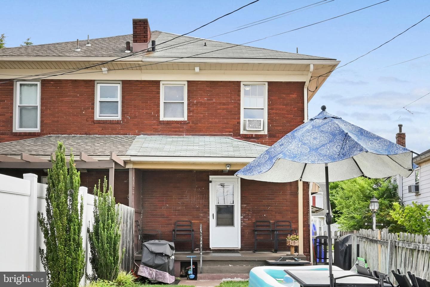 174 S Harrison Street photo 30