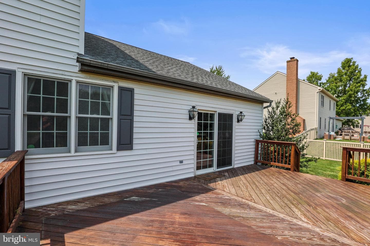 678 S Maurice Street photo 39