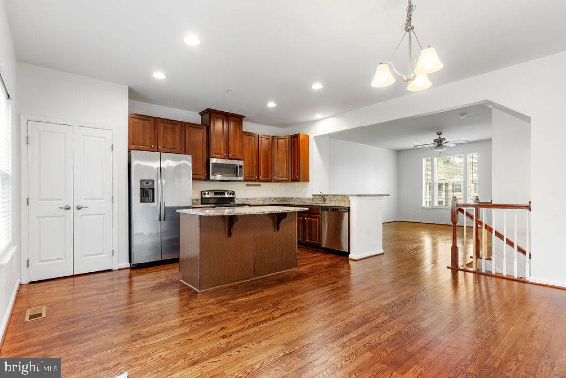 707 Spencer Drive photo 8