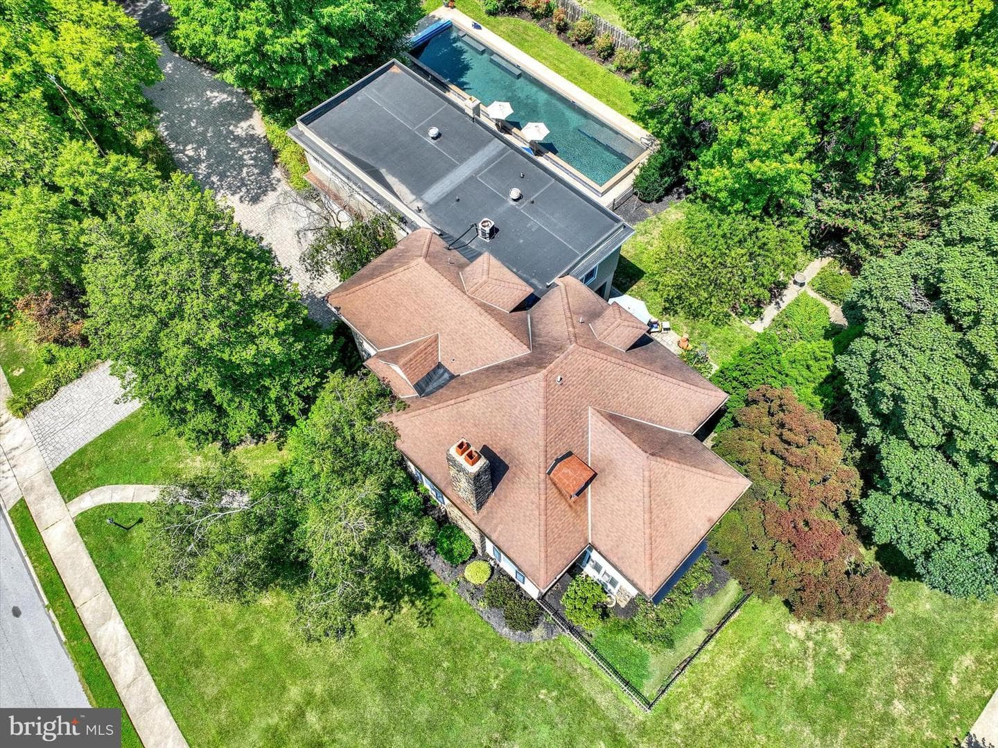 915 Arlington Road, York