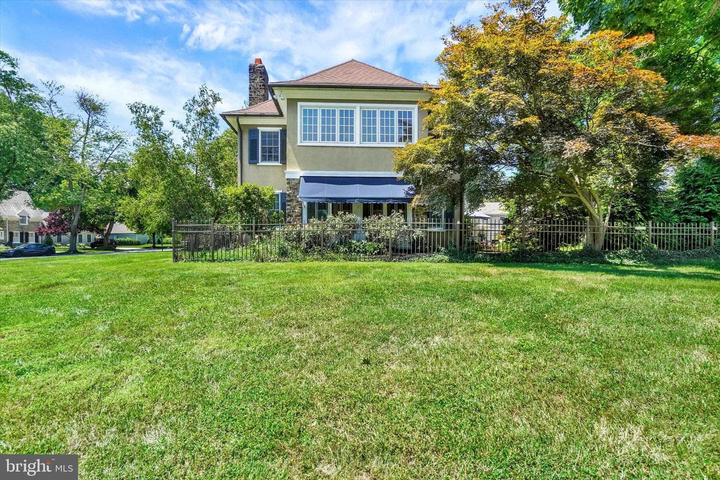 915 Arlington Road photo 68