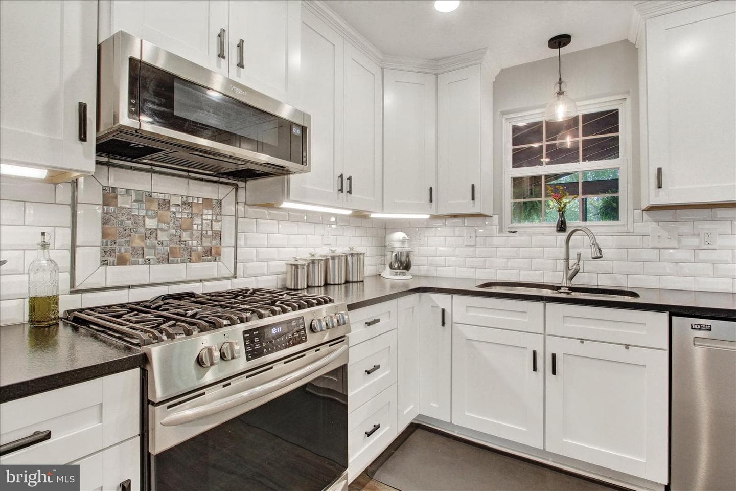 30 Gardenia Drive photo 15