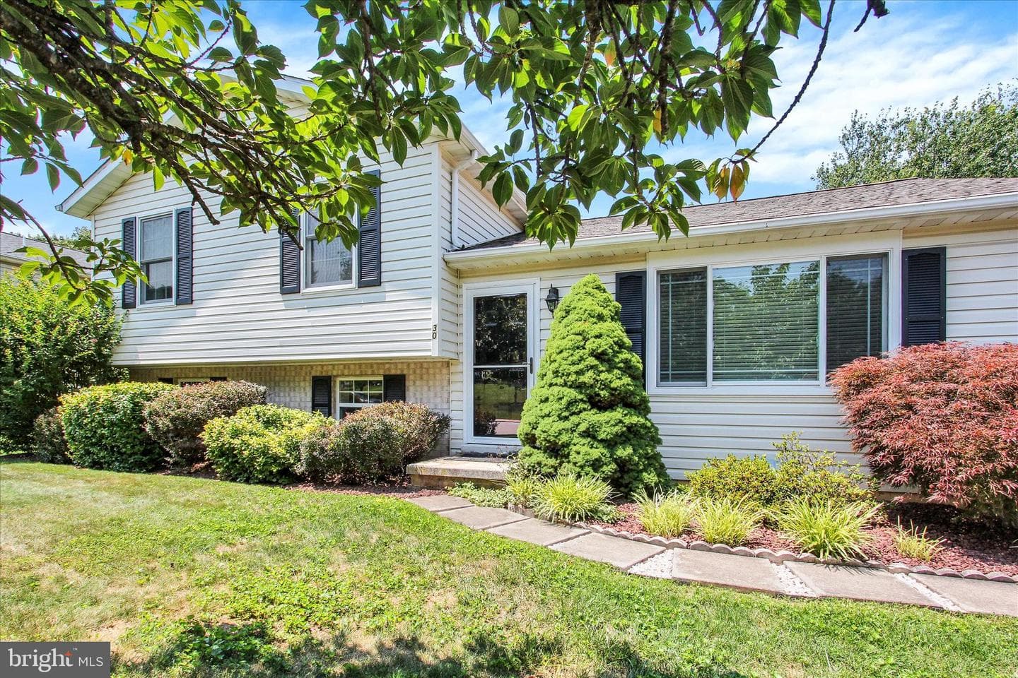 30 Gardenia Drive photo 3