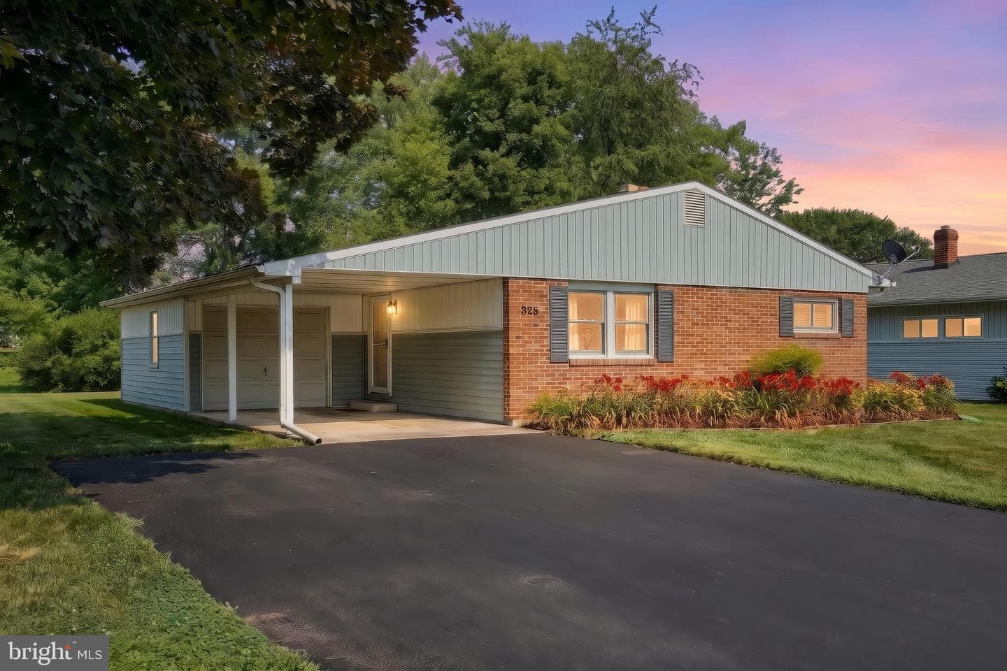 325 Gwen Drive, York