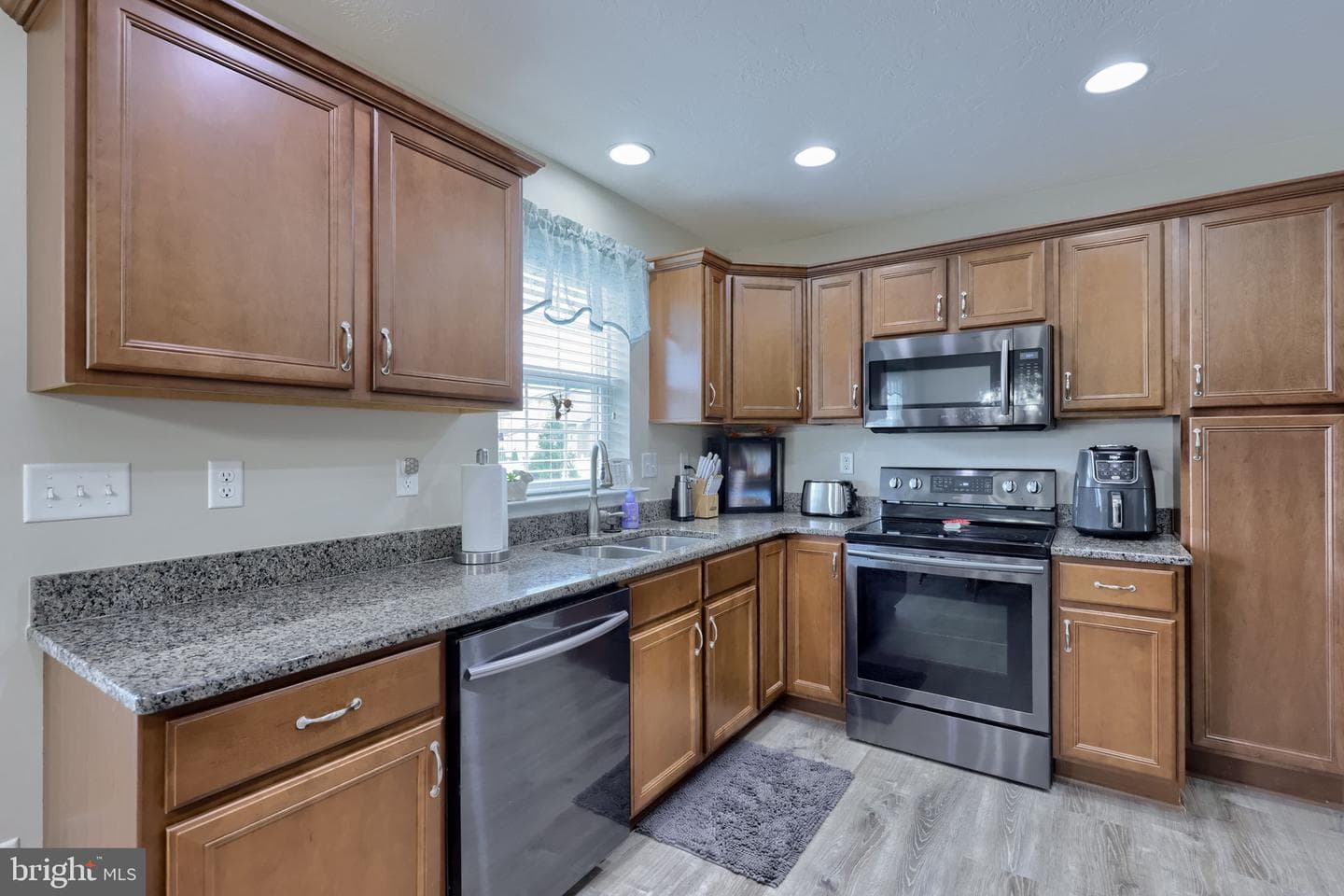 226 N Alpine Drive photo 11