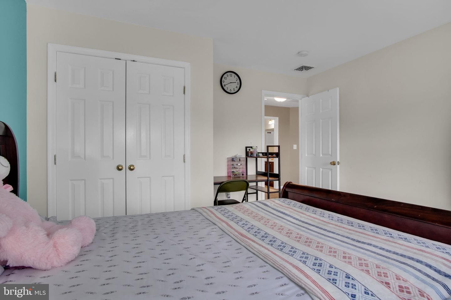 7485 Seneca Ridge Drive photo 26