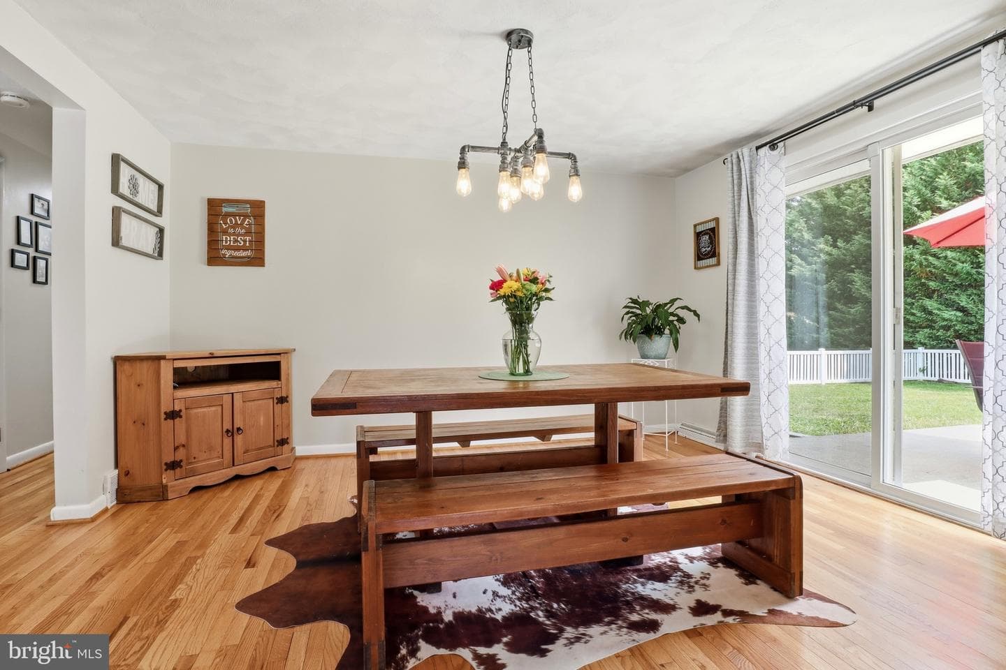 137 Ridgefield Drive photo 8