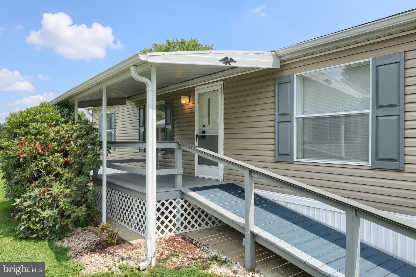 123 Mimosa Drive, York