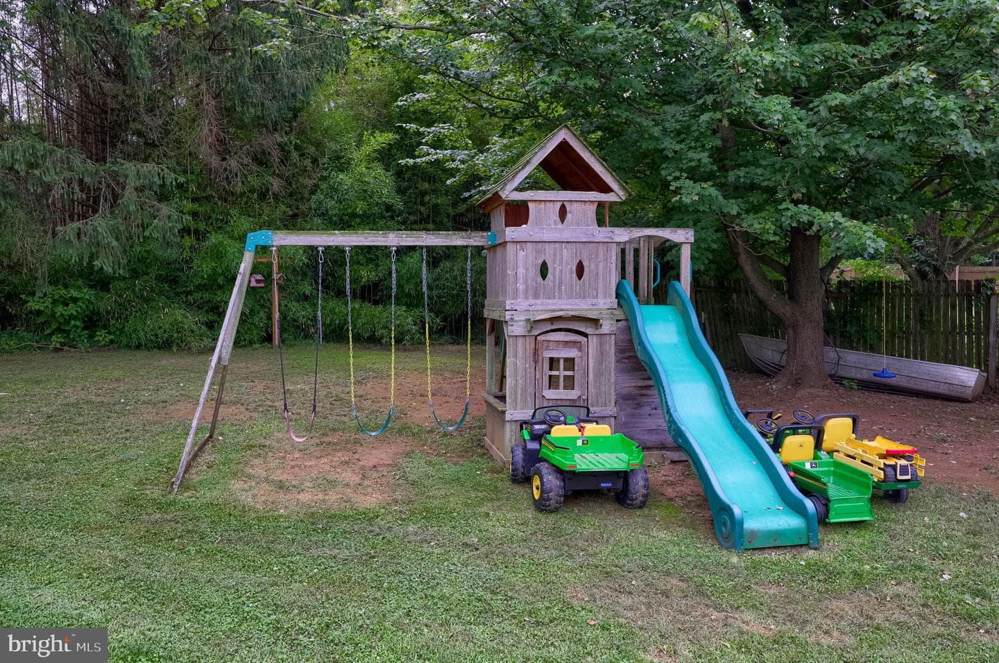 2520 Log Cabin Road photo 9