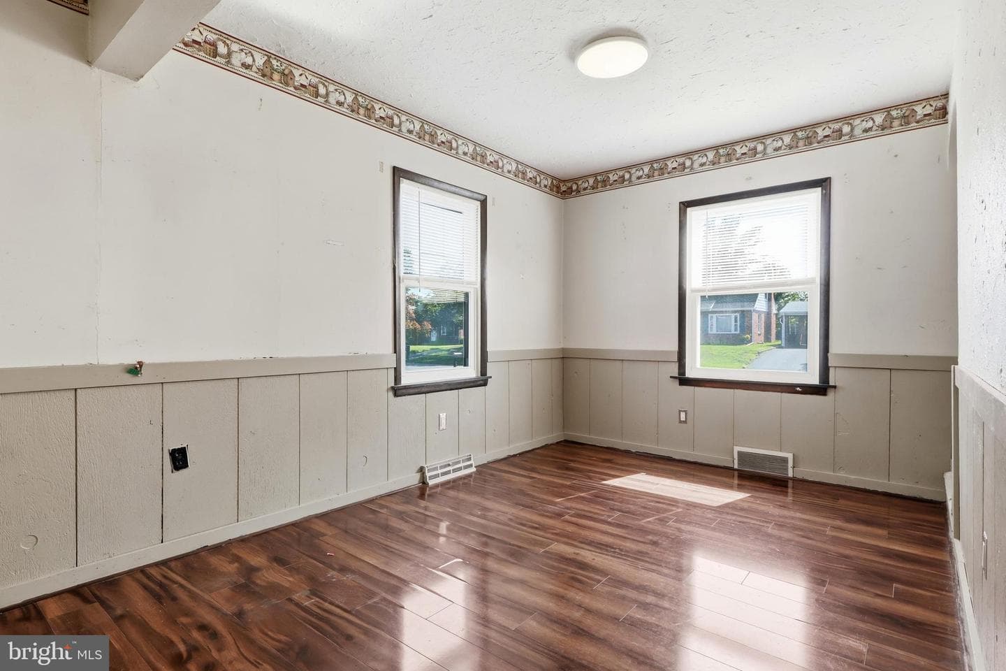 324 Greystone Road photo 9