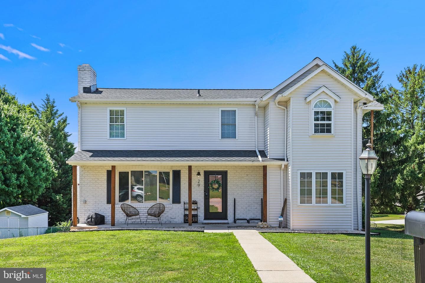 29 Colonial Drive photo 3