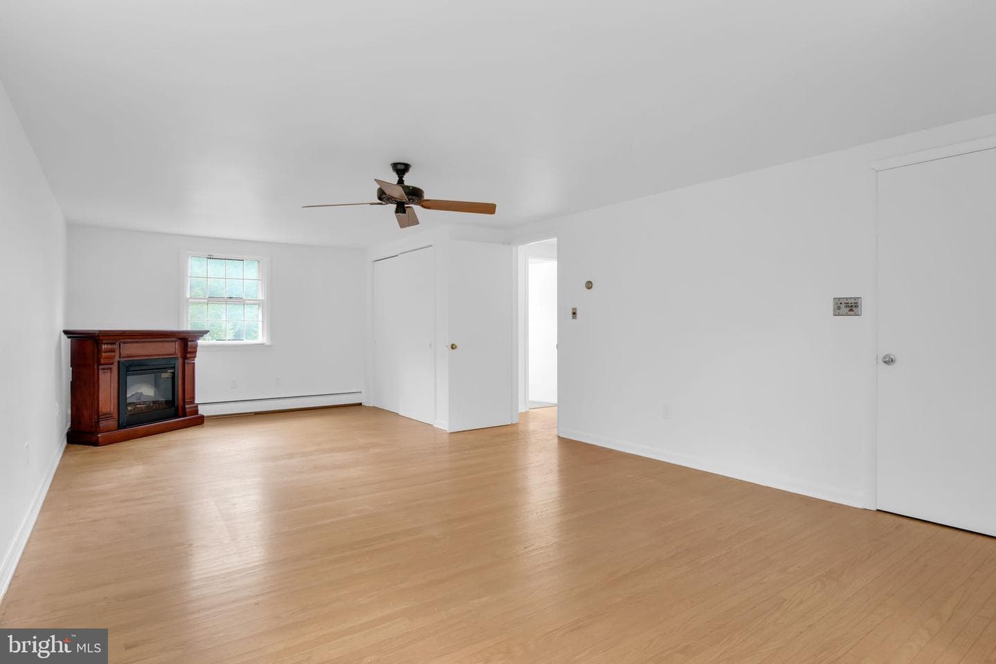 811 Greenbriar Road photo 29