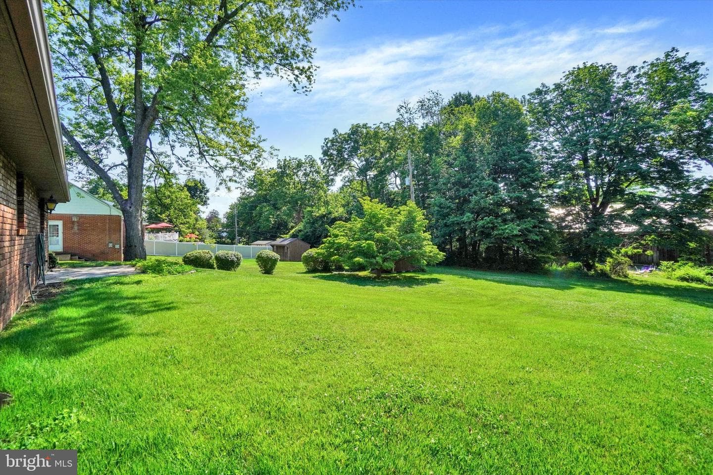 406 Beaumont Road photo 25